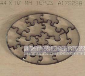 Oval jigsaw puzzle dies